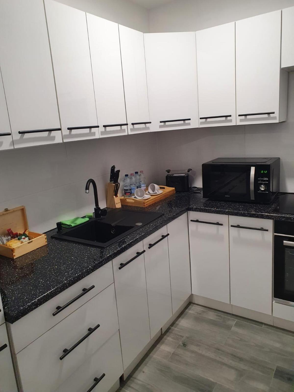 Comfort Stay, Ev, Parking Болеславец Екстериор снимка