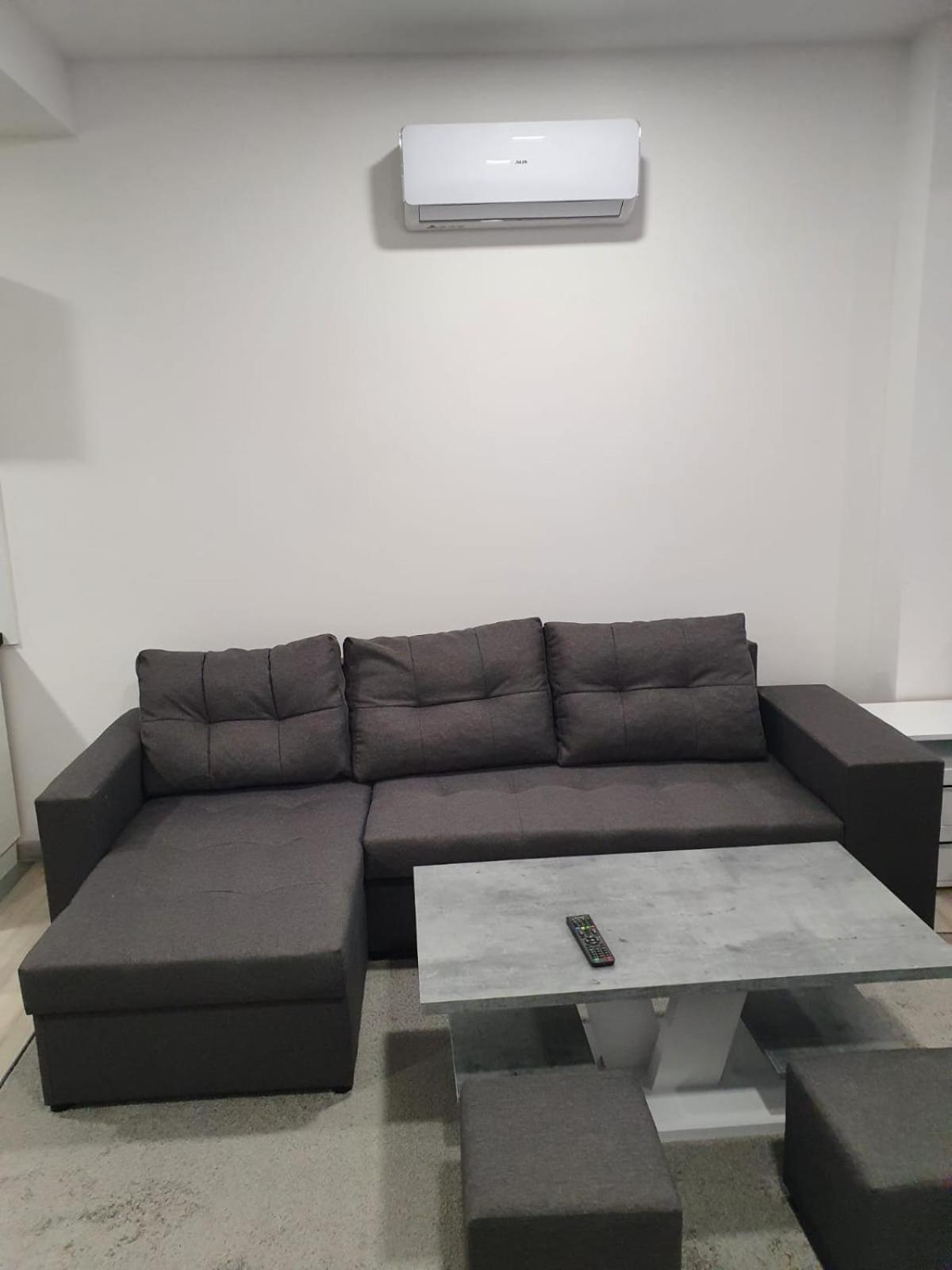 Comfort Stay, Ev, Parking Болеславец Екстериор снимка