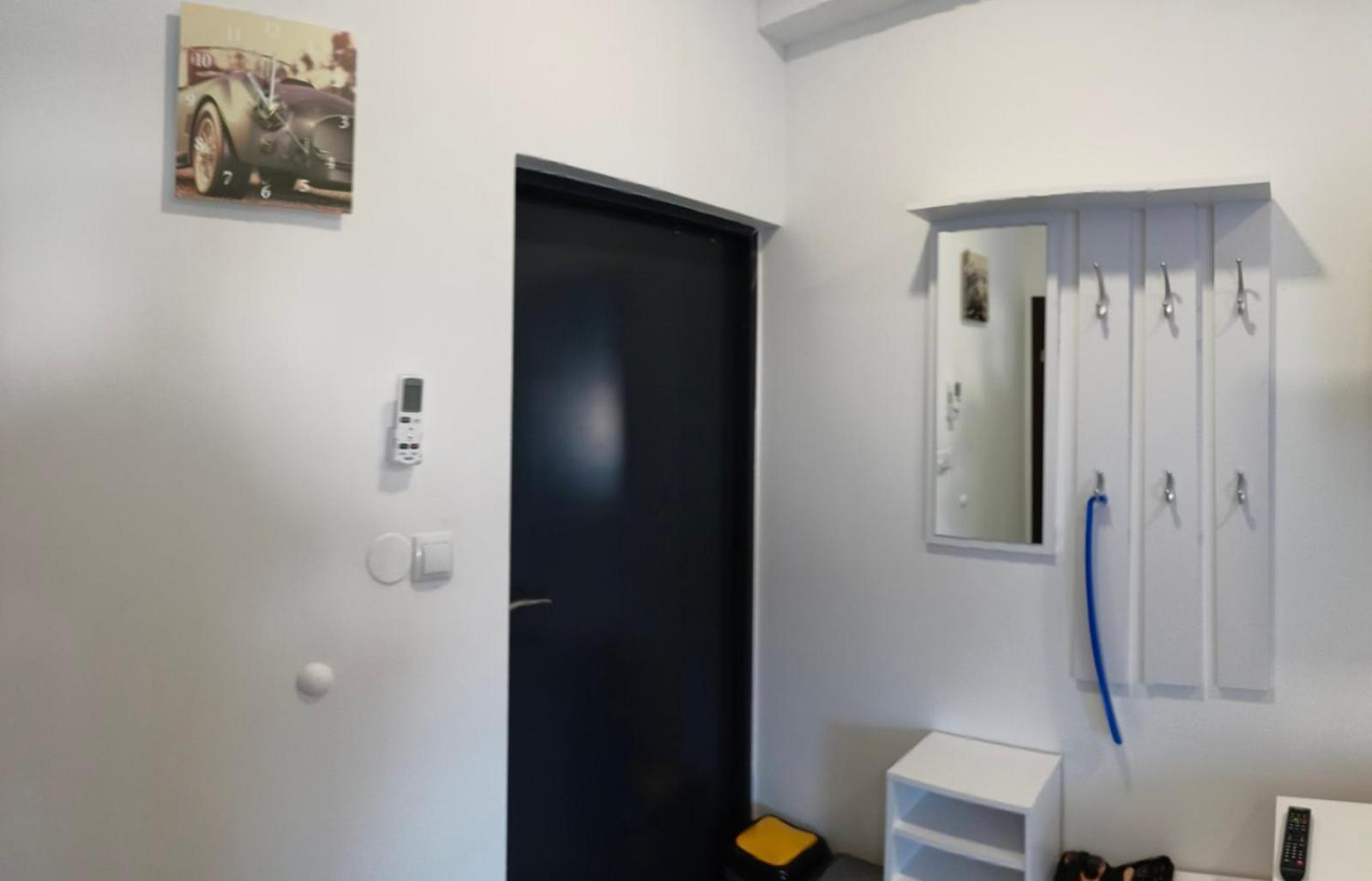 Comfort Stay, Ev, Parking Болеславец Екстериор снимка